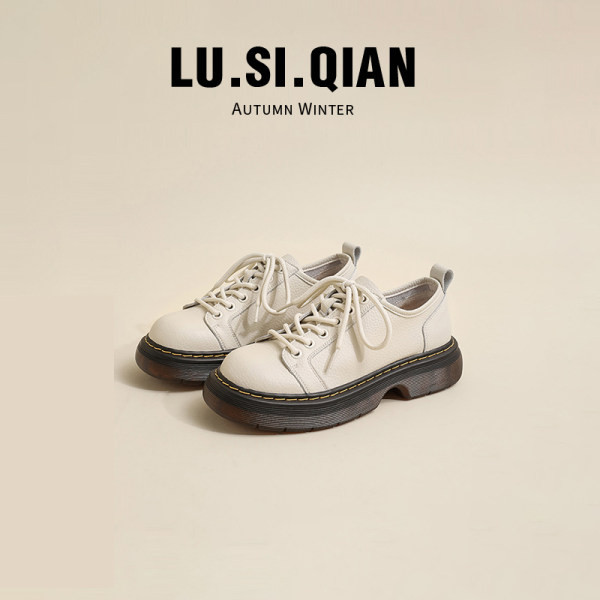 Alkalmi női cipő fűzővel - fekete és bézs színű