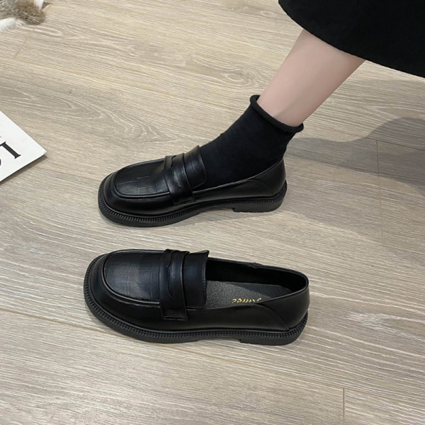 Γυναικεία loafers casual στυλ με χαμηλό τακούνι