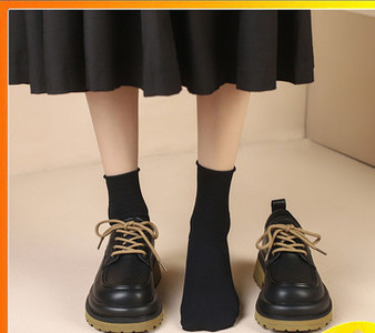 Női alkalmi cipő fűzővel