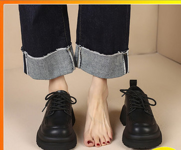 Női alkalmi cipő fűzővel