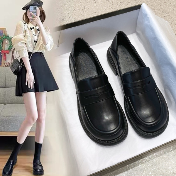 Čiste ženske cipele