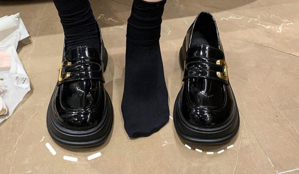 Γυναικεία ψηλοτάκουνα παπούτσια