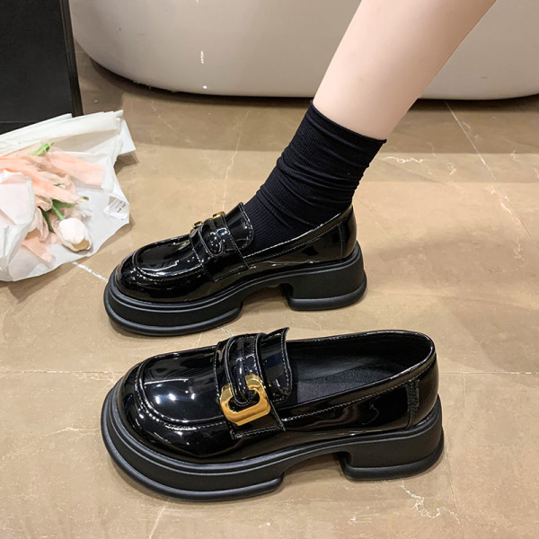 Γυναικεία ψηλοτάκουνα παπούτσια