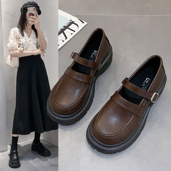 Sieviešu ikdienas apavi ar sprādzi - melnā un brūnā krāsā