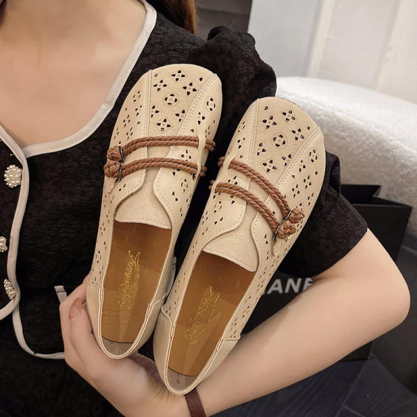 Sieviešu ikdienas apavi ar plakanu zoli vairākās krāsās