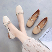 Sieviešu ikdienas kurpes ar zemiem kvadrātveida papēžiem