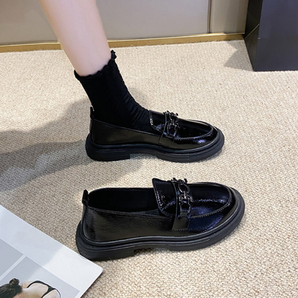 Sieviešu mokasīnu ikdienas modelis no eko ādas