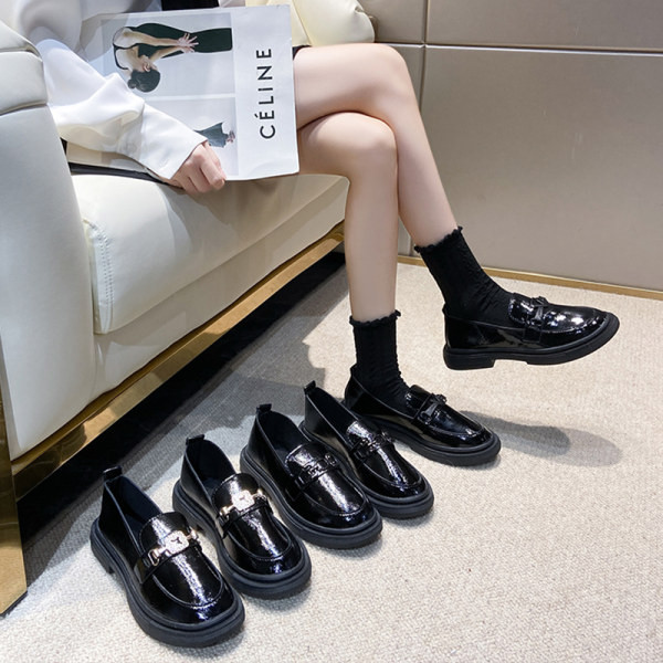 Sieviešu mokasīnu ikdienas modelis no eko ādas