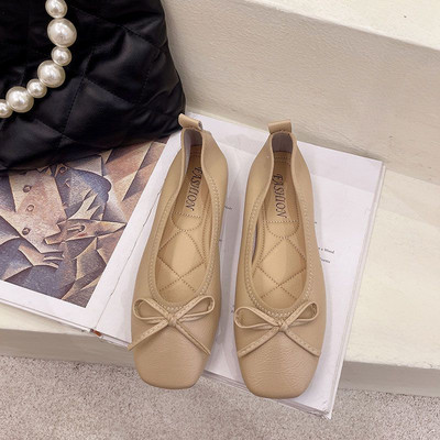 Ikdienas modeļa sieviešu apavi no eko ādas ar plakanu zoli un lenti