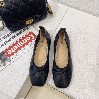 Ikdienas modeļa sieviešu apavi no eko ādas ar plakanu zoli un lenti