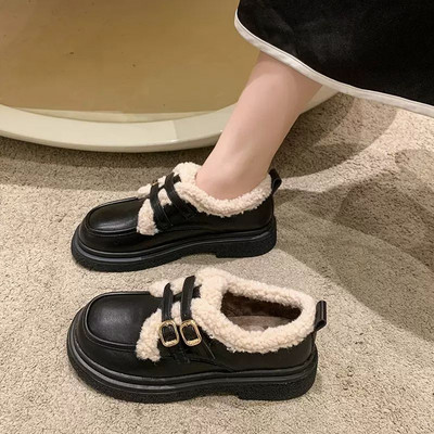 Γυναικεία παπούτσια από οικολογικό δέρμα - με κορδόνια