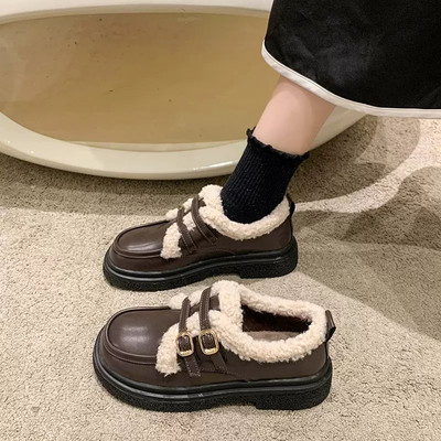 Γυναικεία παπούτσια από οικολογικό δέρμα - με κορδόνια