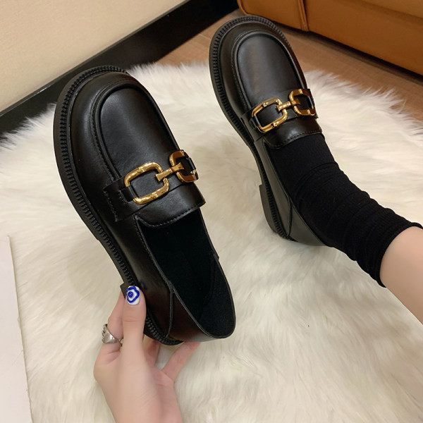 Ikdienas sieviešu apavi no eko ādas melnā krāsā