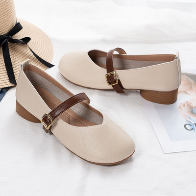 Casual γυναικεία έκο δερμάτινα παπούτσια με τακούνι 3cm και μεταλλική αγκράφα