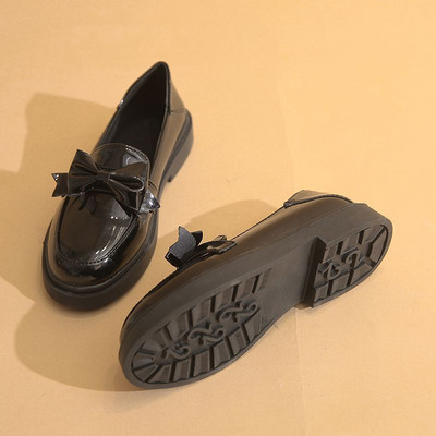 Sieviešu eko ādas apavi