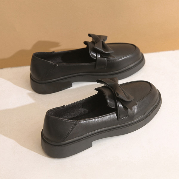 Sieviešu eko ādas apavi