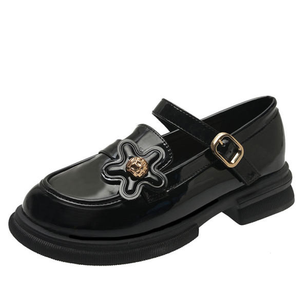 Μοντέρνα γυναικεία παπούτσια με τρισδιάστατο στοιχείο λουλουδιών