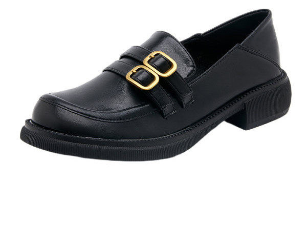 Jauna modeļa ikdienas sieviešu apavi ar metāla sprādzi