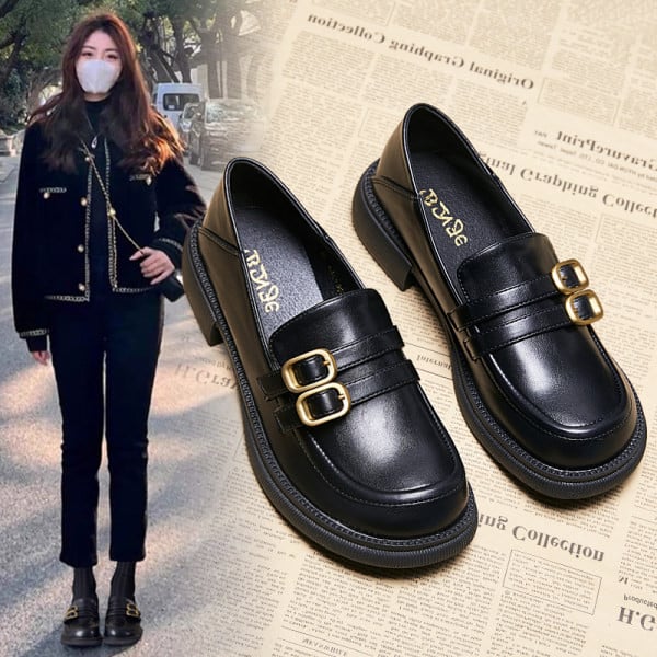 Jauna modeļa ikdienas sieviešu apavi ar metāla sprādzi