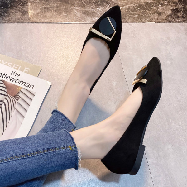 Ass sieviešu apavu modelis