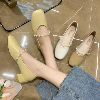 Модерни дамски обувки с перли