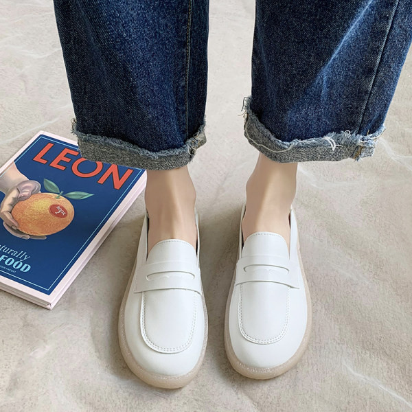 Ikdienas sieviešu apavi