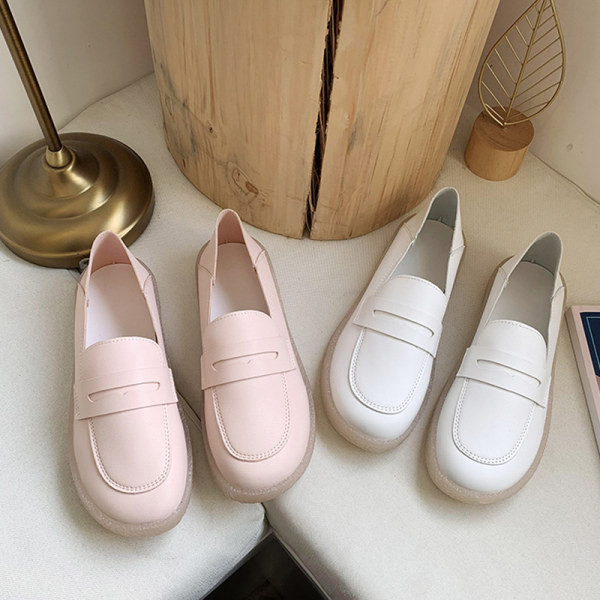 Ikdienas sieviešu apavi