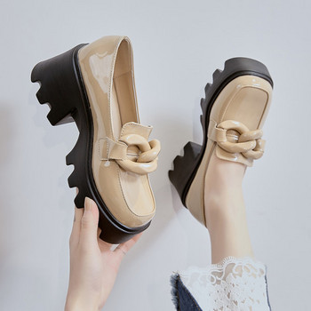 Дамски обувки ежедневен модел от еко кожа с ток