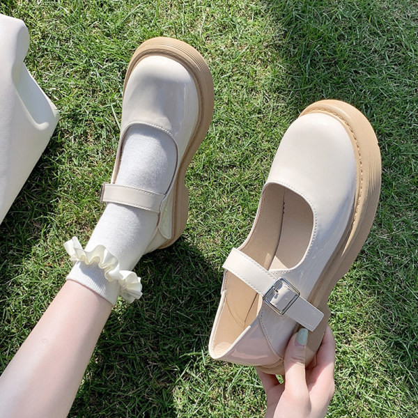 Ikdienas modeļa sieviešu apavi no eko ādas ar sprādzi