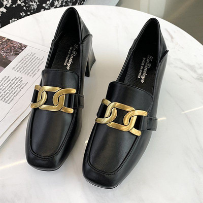 Casual γυναικεία παπούτσια με τετράγωνο τακούνι 5cm