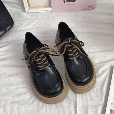 Casual παπούτσια με χαμηλό τακούνι