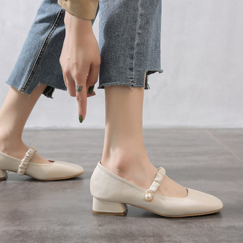 Дамски ежедневни обувки с ток и перли