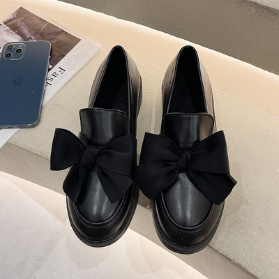 Sieviešu apavi ar 3D lenti