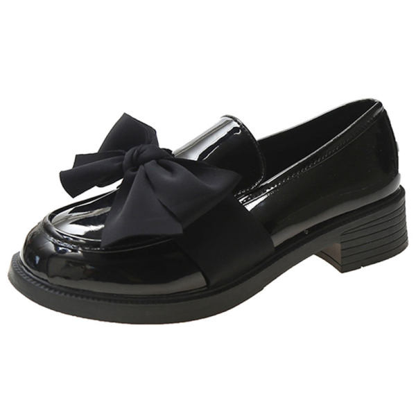 Sieviešu apavi ar 3D lenti