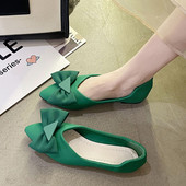 Γυναικεία παπούτσια - με κορδέλα