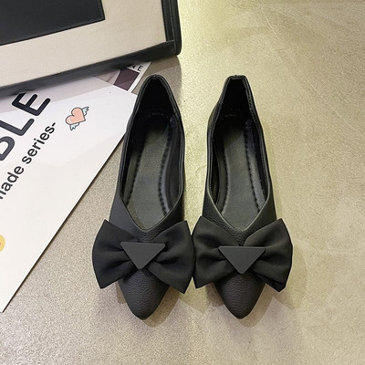 Γυναικεία παπούτσια - με κορδέλα