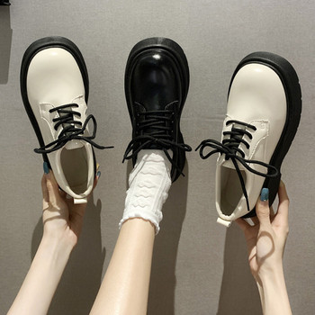 Дамски обувки с връзки ежедневен модел