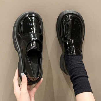 Дамски черни - кожени обувки 