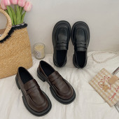 Γυναικεία casual παπούτσια σε δύο χρώματα