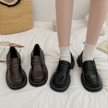 Дамски ежедневни обувки в два цвята 