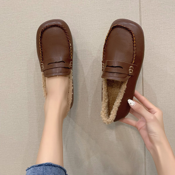 Sieviešu ikdienas mokasīna apavi ar oderi