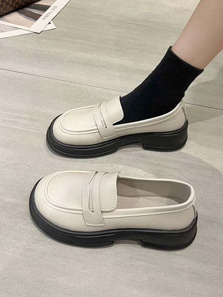 Ikdienas sieviešu apavi ar augstu platformu