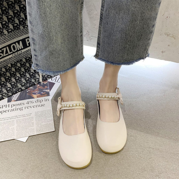 Retro sieviešu apavi no eko ādas ar pērlēm un lentīti