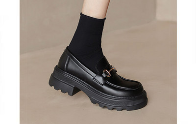 Női magas platformú cipő