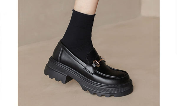 Női magas platformú cipő