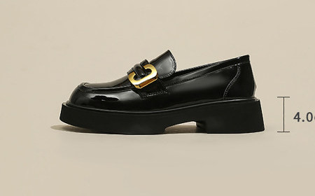 Ženske casual cipele tipa mokasine sa metalnim elementima