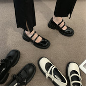 Sieviešu mokasīna tipa apavi ar sprādzi