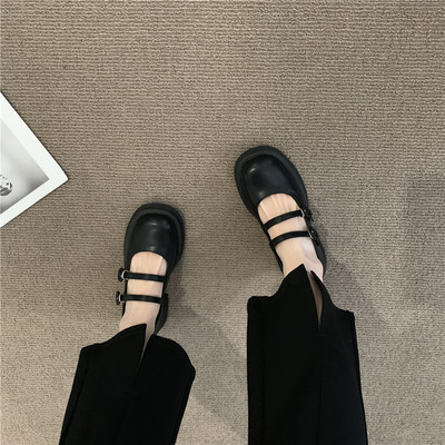 Sieviešu mokasīna tipa apavi ar sprādzi