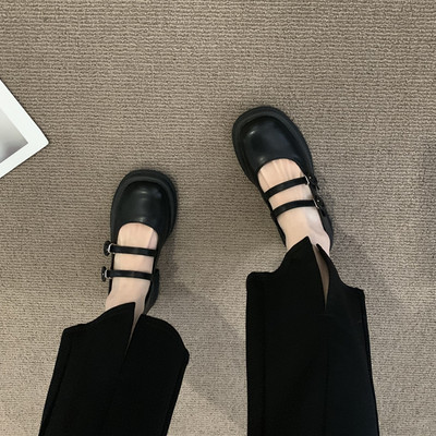 Sieviešu mokasīna tipa apavi ar sprādzi