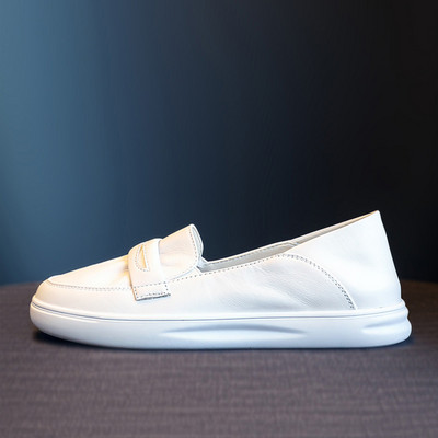 Ženske cipele za slobodno vrijeme s ravnim potplatom od eko kože